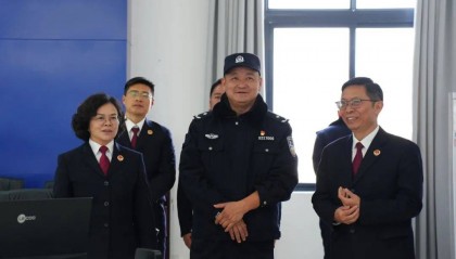 黔南州人民检察院党组书记、检察长金海雁到黔南监狱调研指导工作