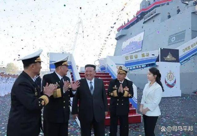朝鲜驱逐舰出事了，金正恩目睹全过程，三大证据表明这是一个局